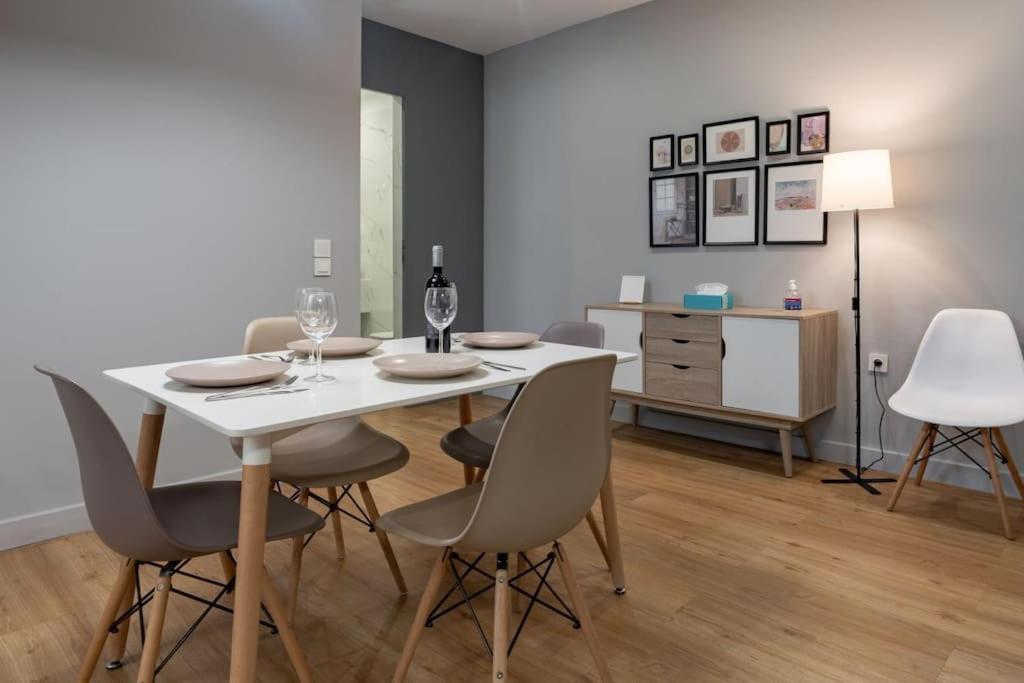 Modern, Quite 1-Bdr Apt 5 Min Walk To Acropolis Athen Eksteriør bilde